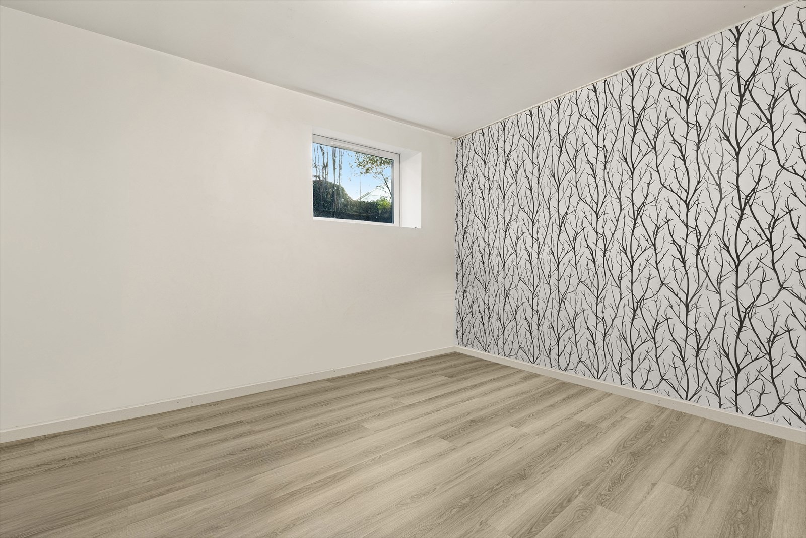 (Møbler/inventar er redigert vekk og det kan være noe avvik). Galleribilde