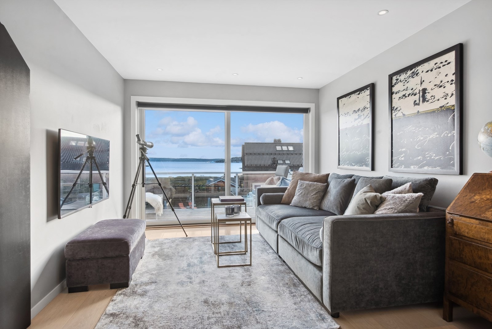 Stue 2.etasje. Galleribilde