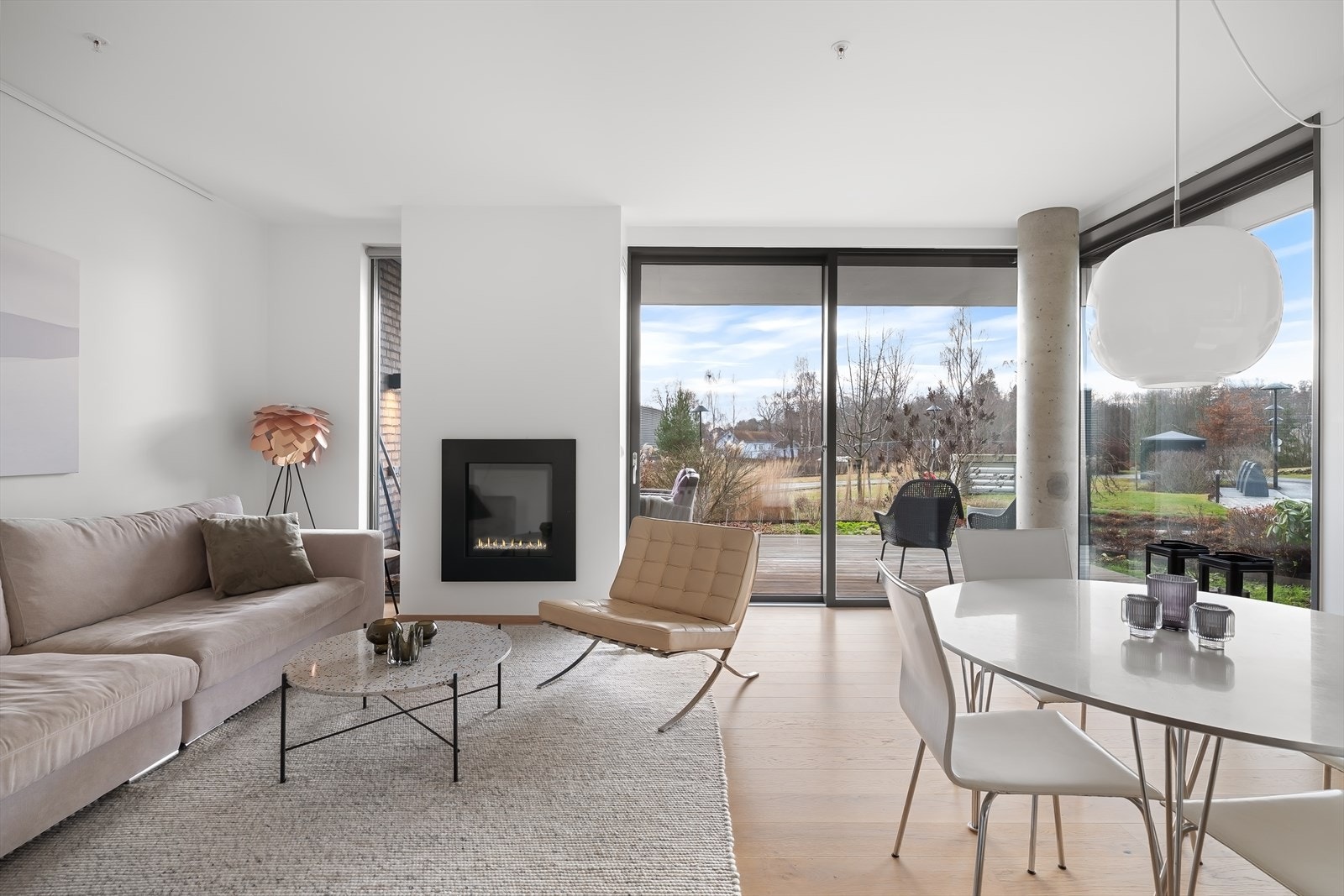 Vinduer fra gulv til tak Galleribilde