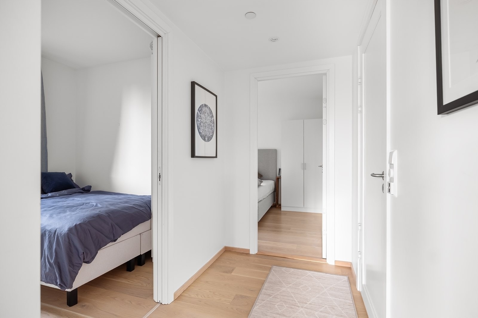 Fra mellomgangen mot soverommene Galleribilde