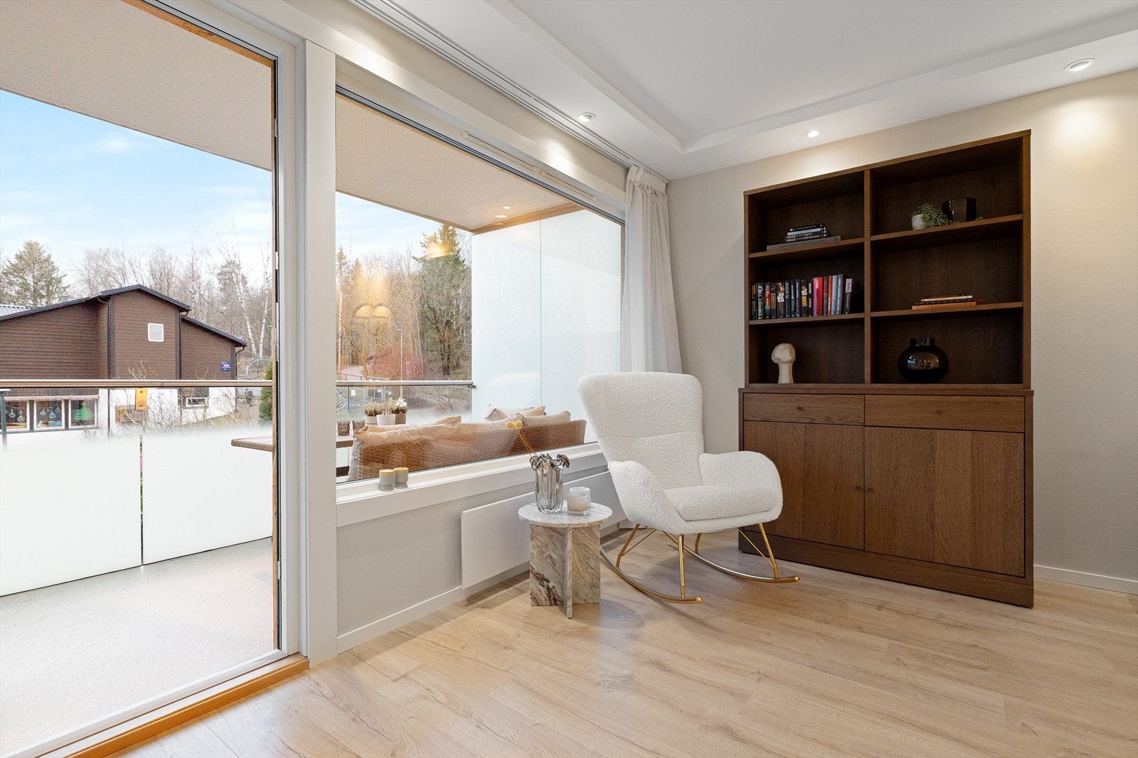 Leiligheten har vinduer og balkongdør med 3-lags isolerglass fra 2019 Galleribilde