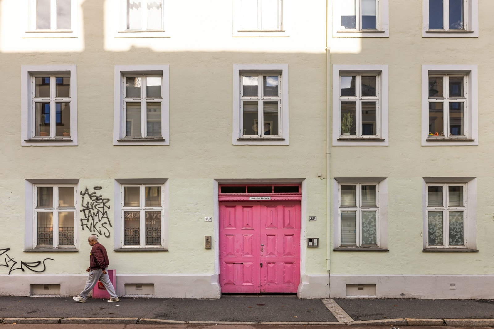 Her har du Olaf Ryes plass som nærmeste nabo og like ved idylliske Akerselva. Galleribilde