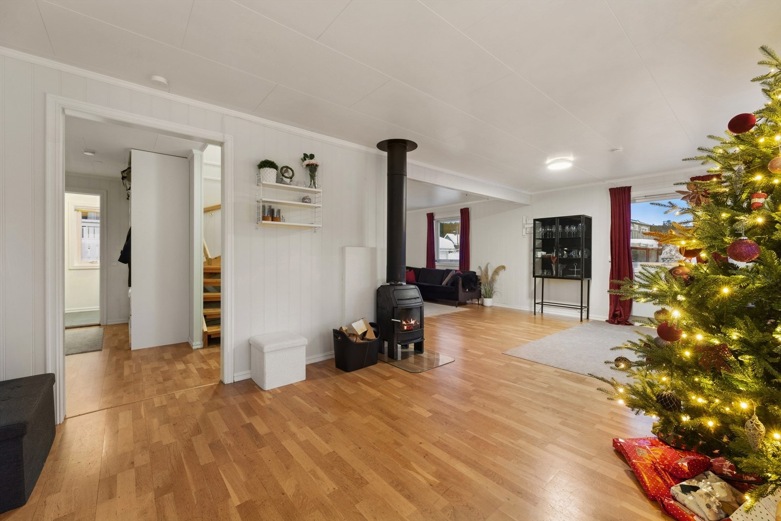 En vedovn gir god og jevn varme på kalde dager. Galleribilde