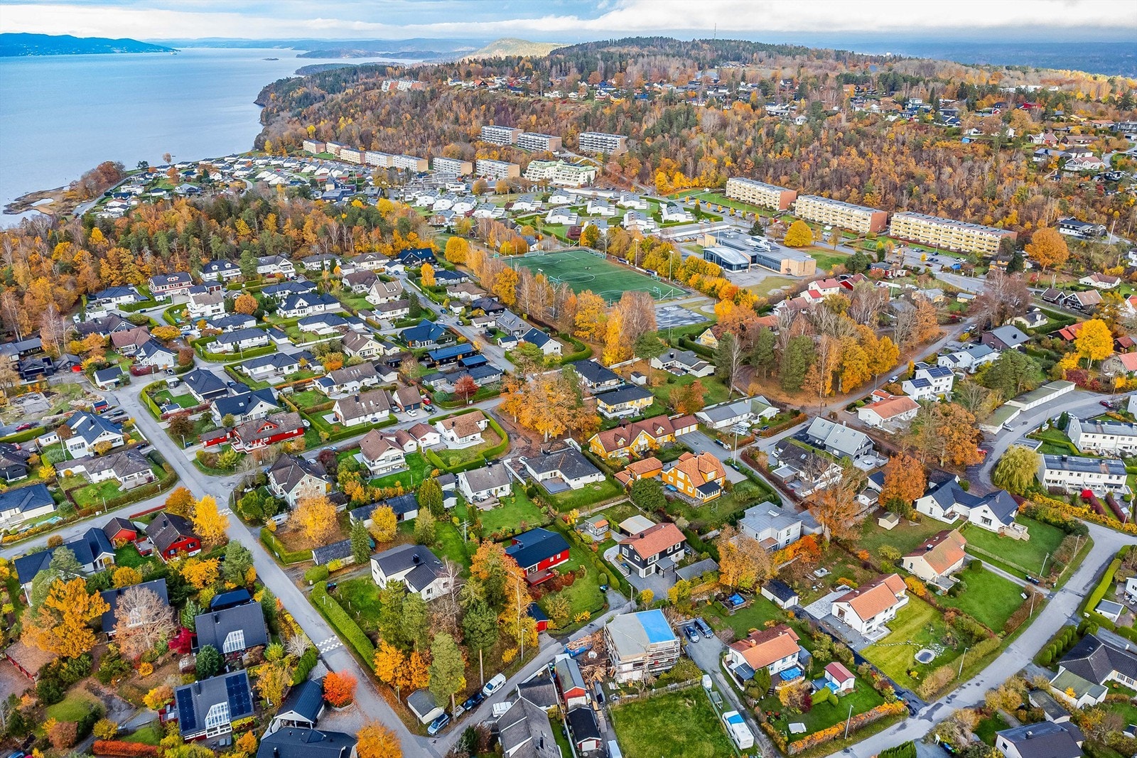 For en småbarnsfamilie er det meget praktisk at både barnehage og barneskole med SFO finnes i nærmiljøet. Galleribilde