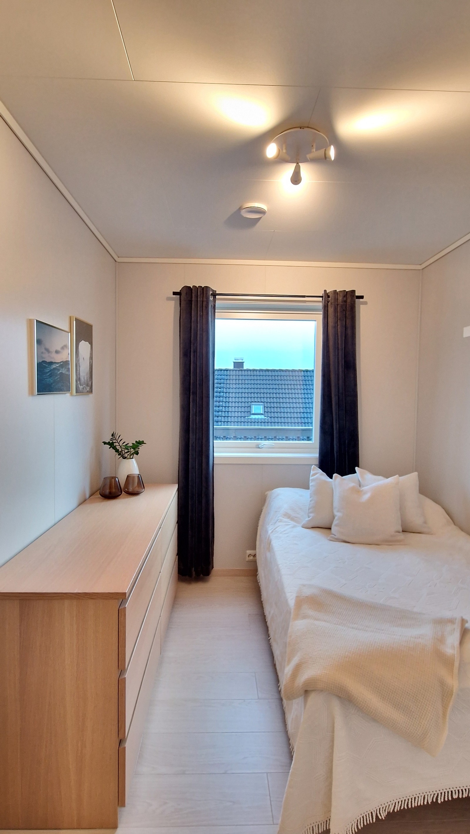 Underetasje - soverom 1 Galleribilde