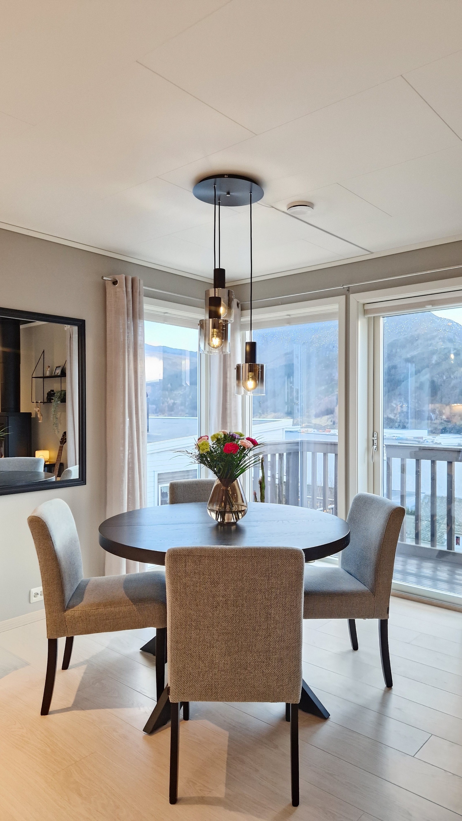 Hovedetasje - åpen stue/kjøkken Galleribilde