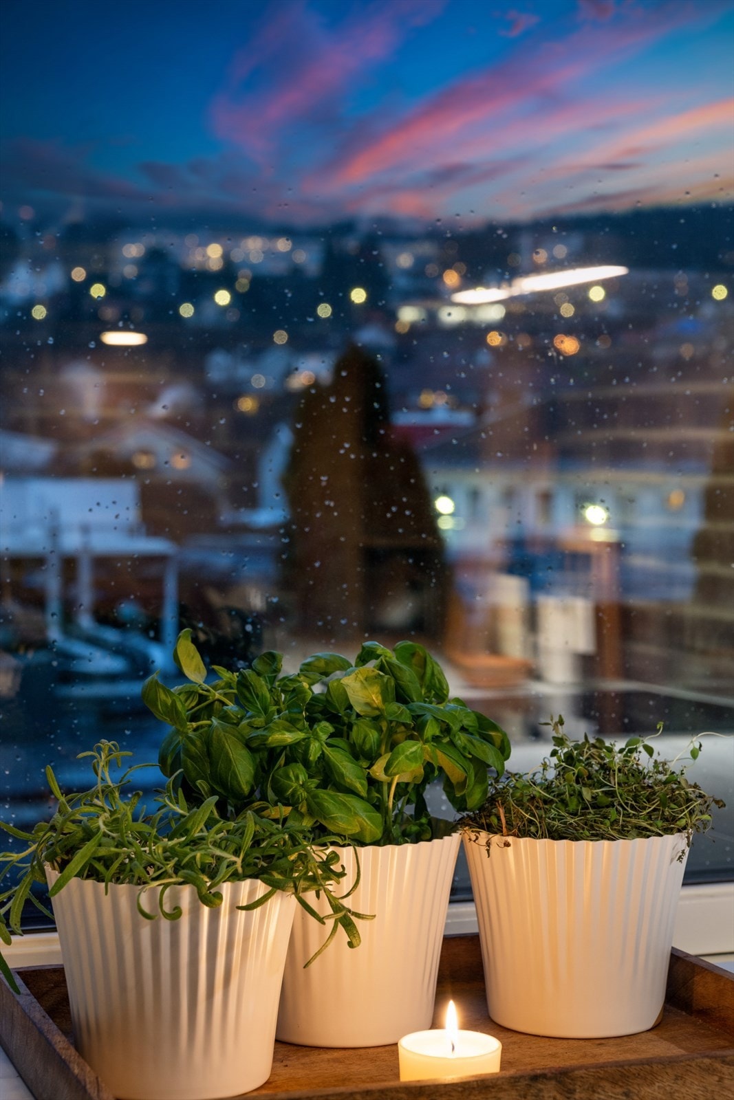 Vinduer og balkongdører ble skiftet i 2018 i regi av borettslaget. Galleribilde