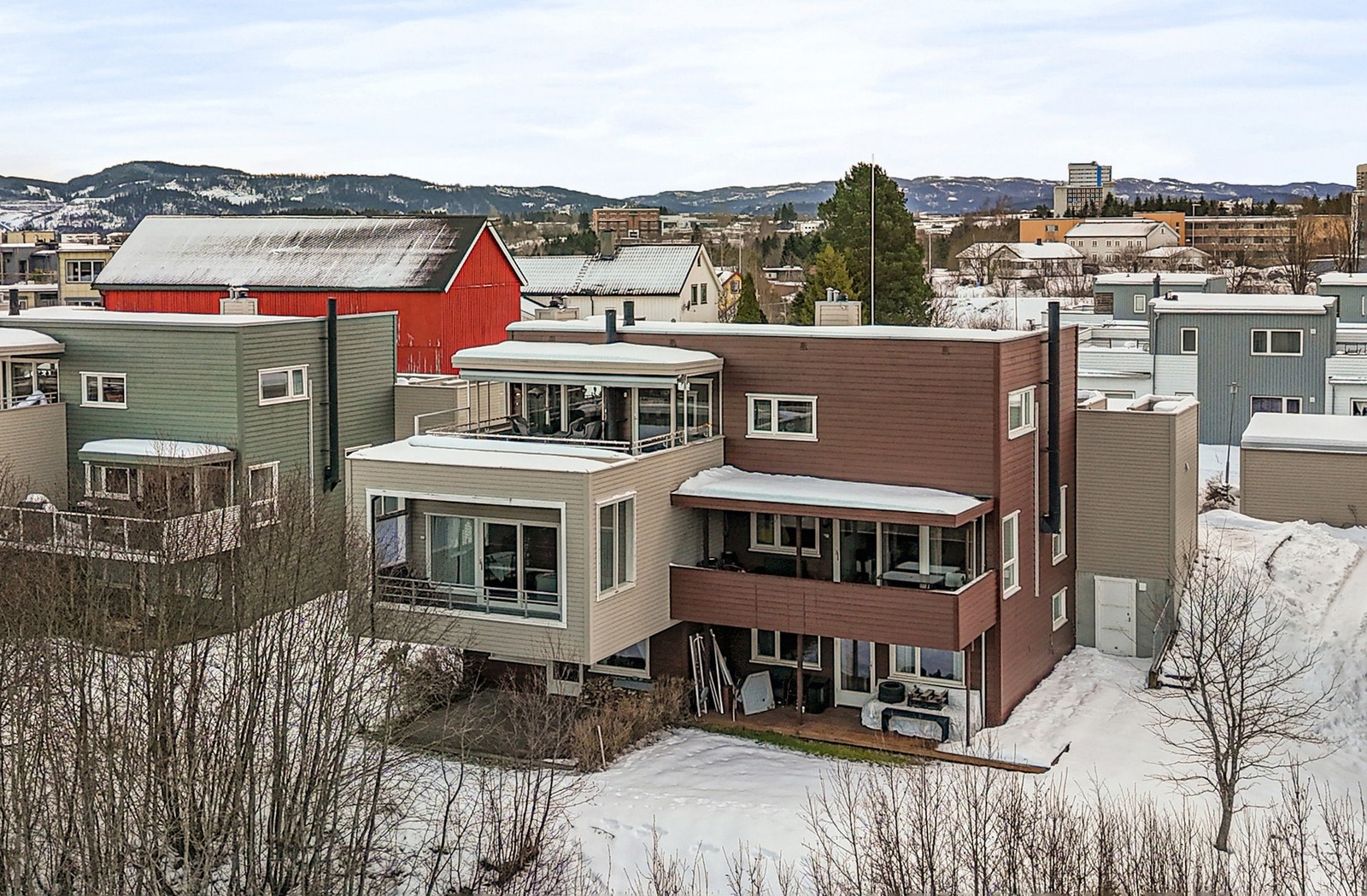 EiendomsMegler 1 ved Fredrik Nygård Flønes har gleden av å presentere Anton Bergs veg 28 A! Foto: Krogstad og Nervik, (Ekatarina Krogstad) Galleribilde