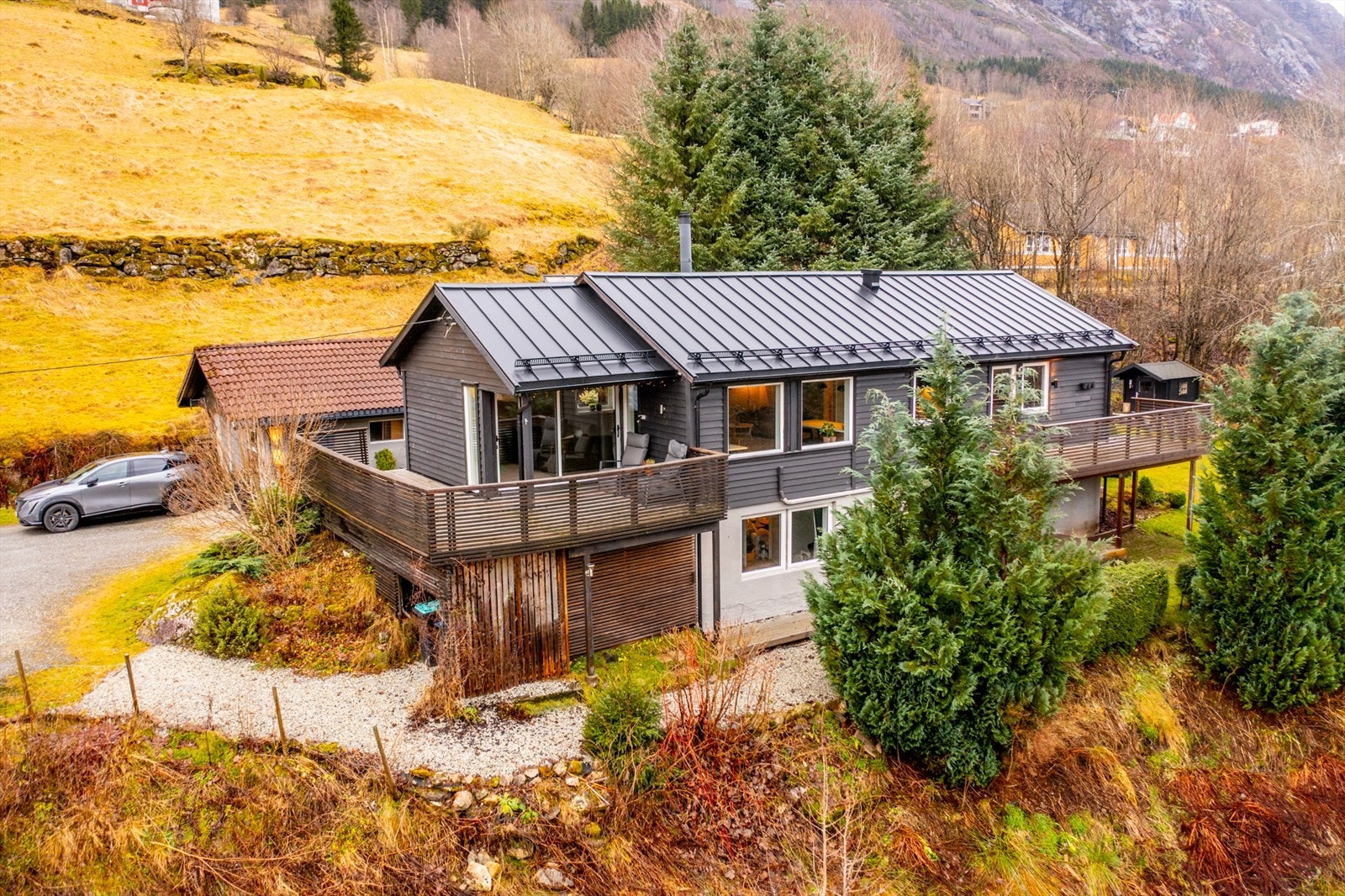 Velkommen til Årsetvegen 15 | Presentert av Eiendomsmegler Norge v/ Raymond Sandøy. Galleribilde