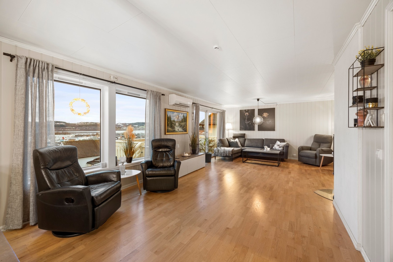 Stuen måler 37 kvm Galleribilde