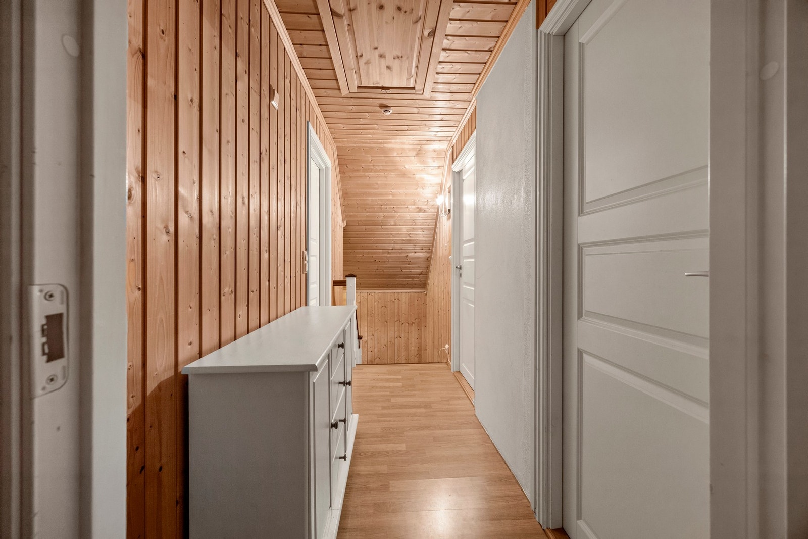 Gang i 2. etg - 5 kvm. Galleribilde