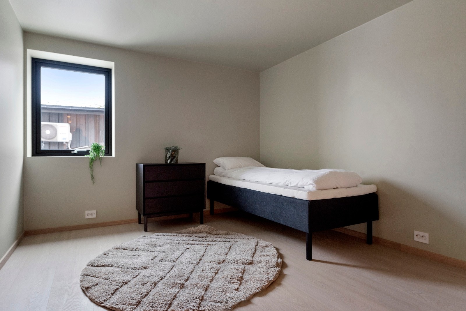 Soverom nr 3. I samme etasje har man tilgang til bad. Galleribilde