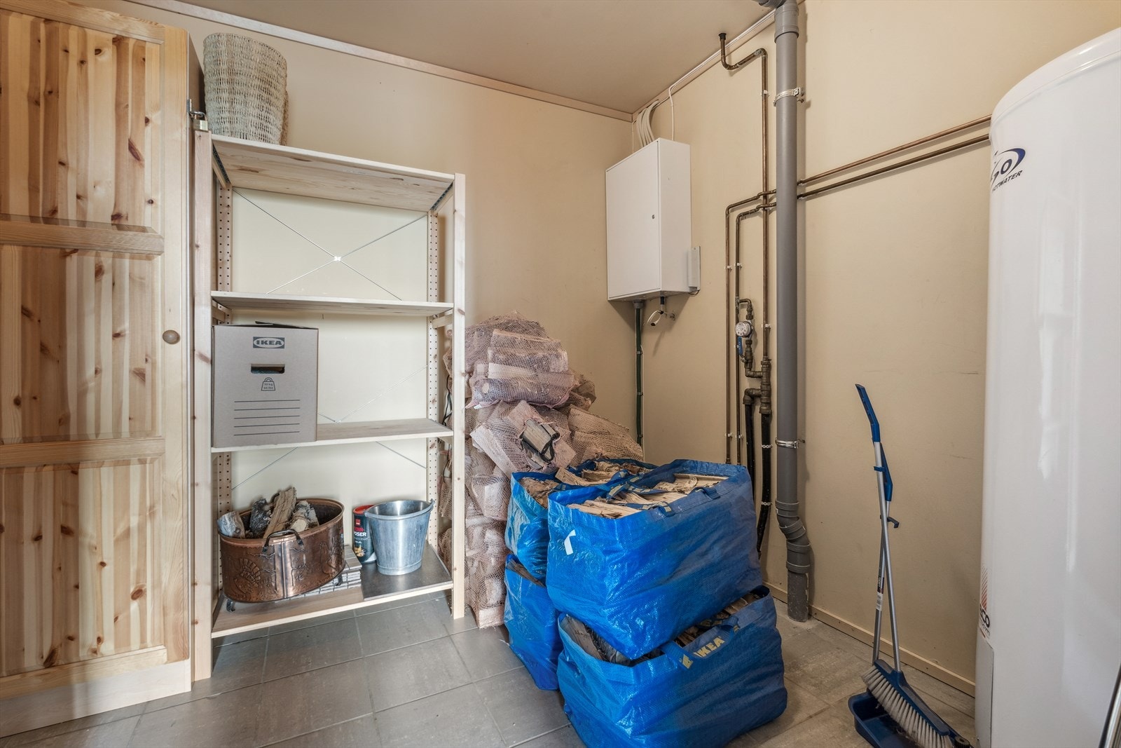 Bod med adkomst utenfra. Galleribilde