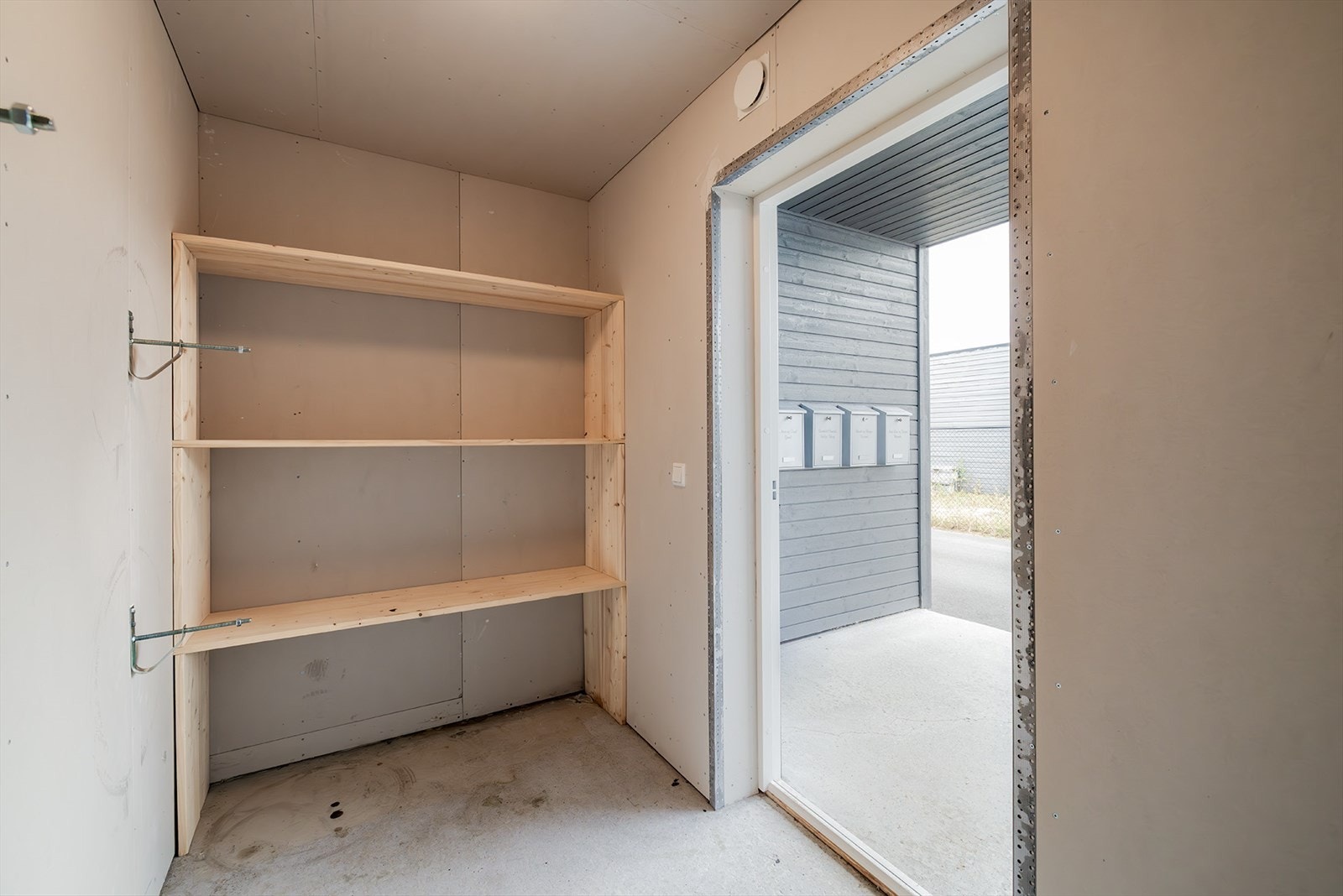 Utvendig sportsbod Galleribilde