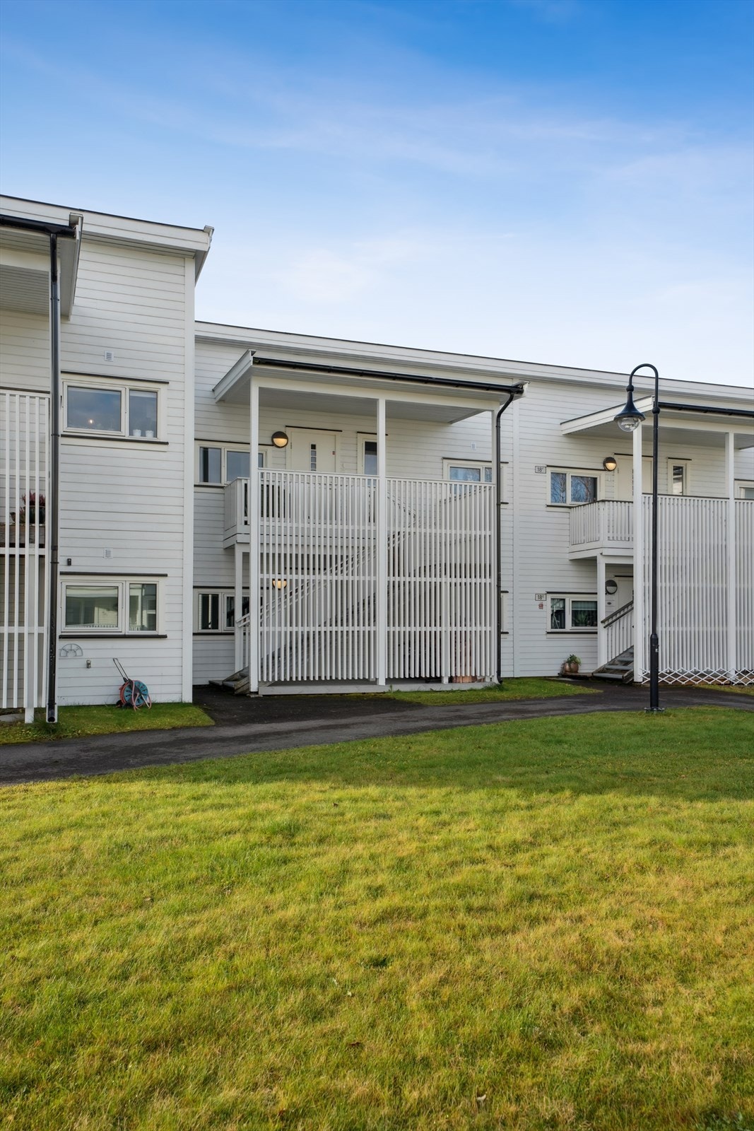 Leiligheten ligger i 1. etasje Galleribilde