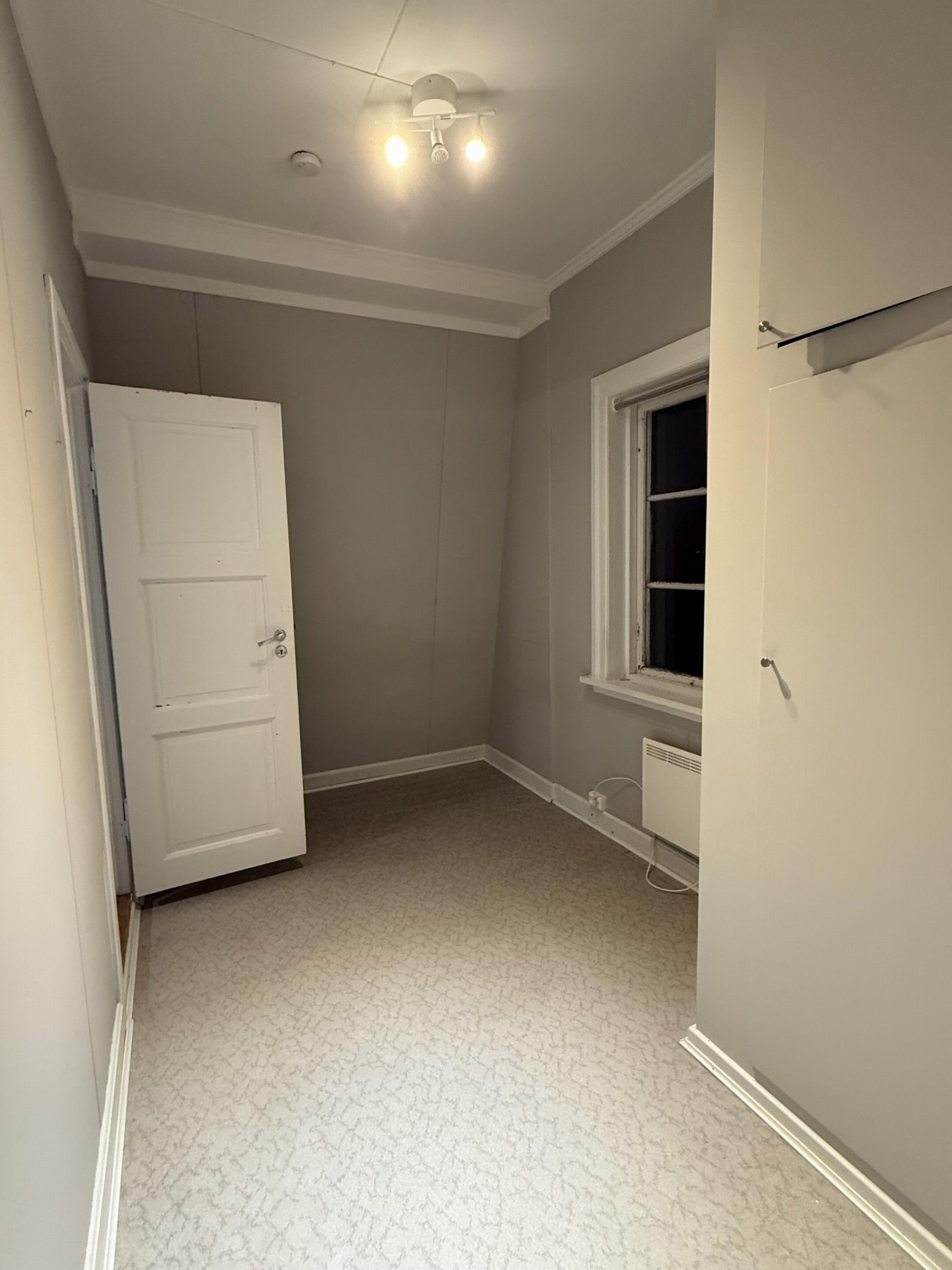 Gang/soverom Galleribilde