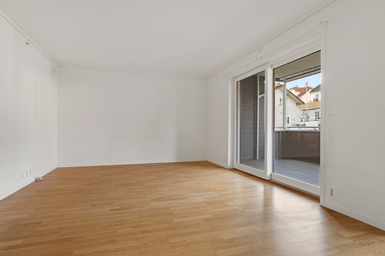 Stue med utgang til terrasse Galleribilde