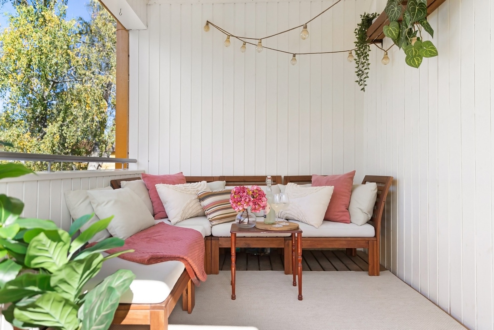 Verandaen er et yndet sted sommerstid. Galleribilde