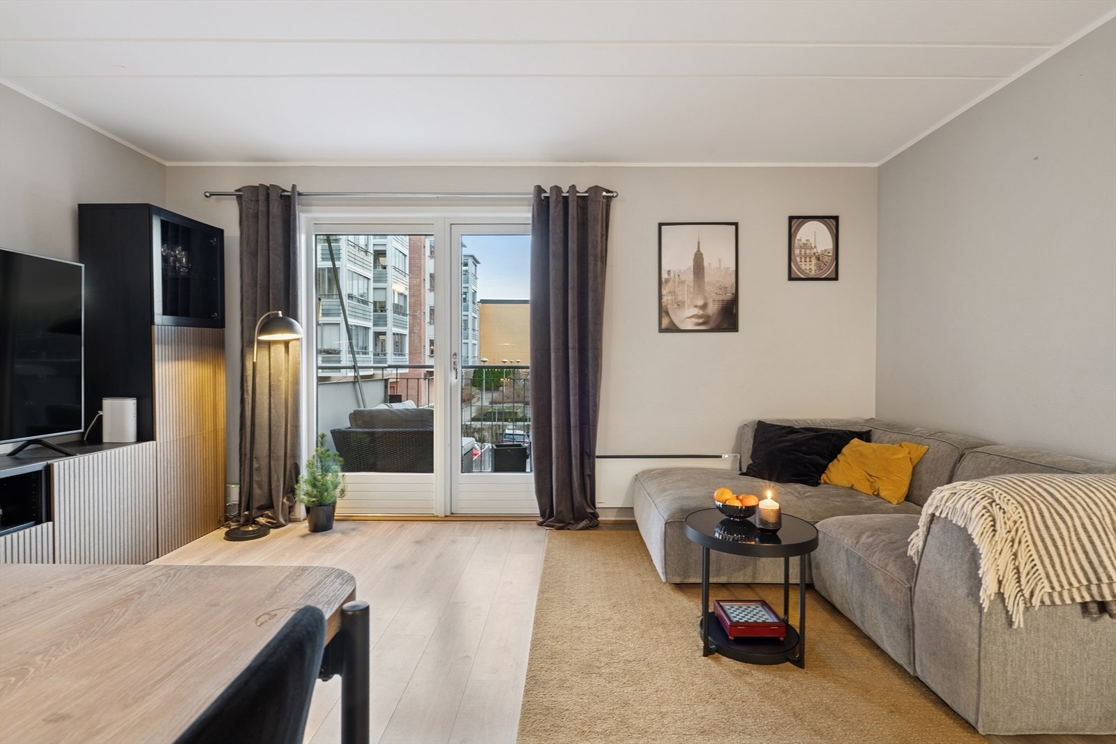 DNB Eiendom v/ Fredrik Mørch Døviken har gleden av å presentere Gamle Kirkeplass 4! Galleribilde