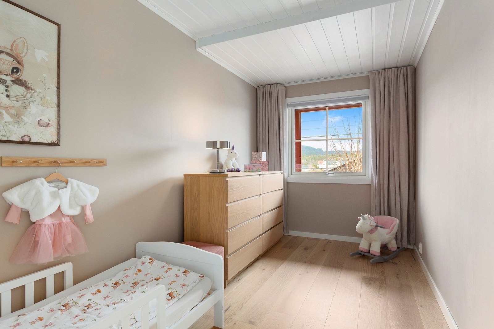 Det er totalt 3 soverom i boligen. Galleribilde