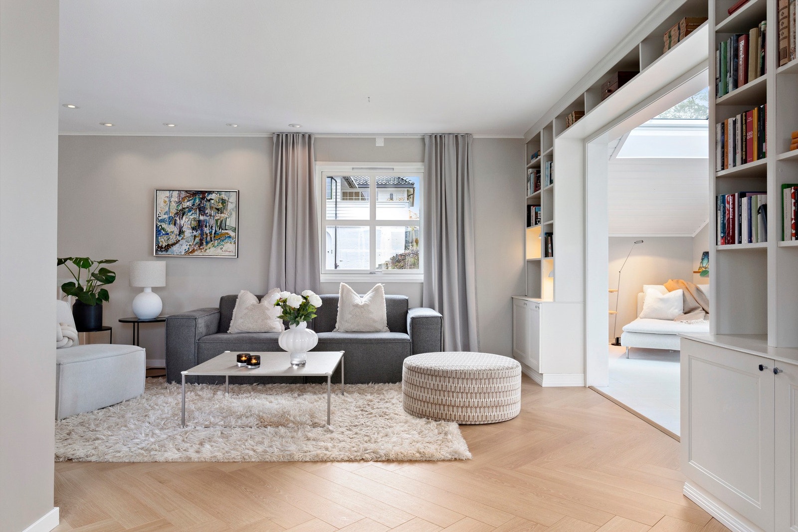 Stuen har direkte adkomst til et spennende og lekkert tilbygg. Galleribilde