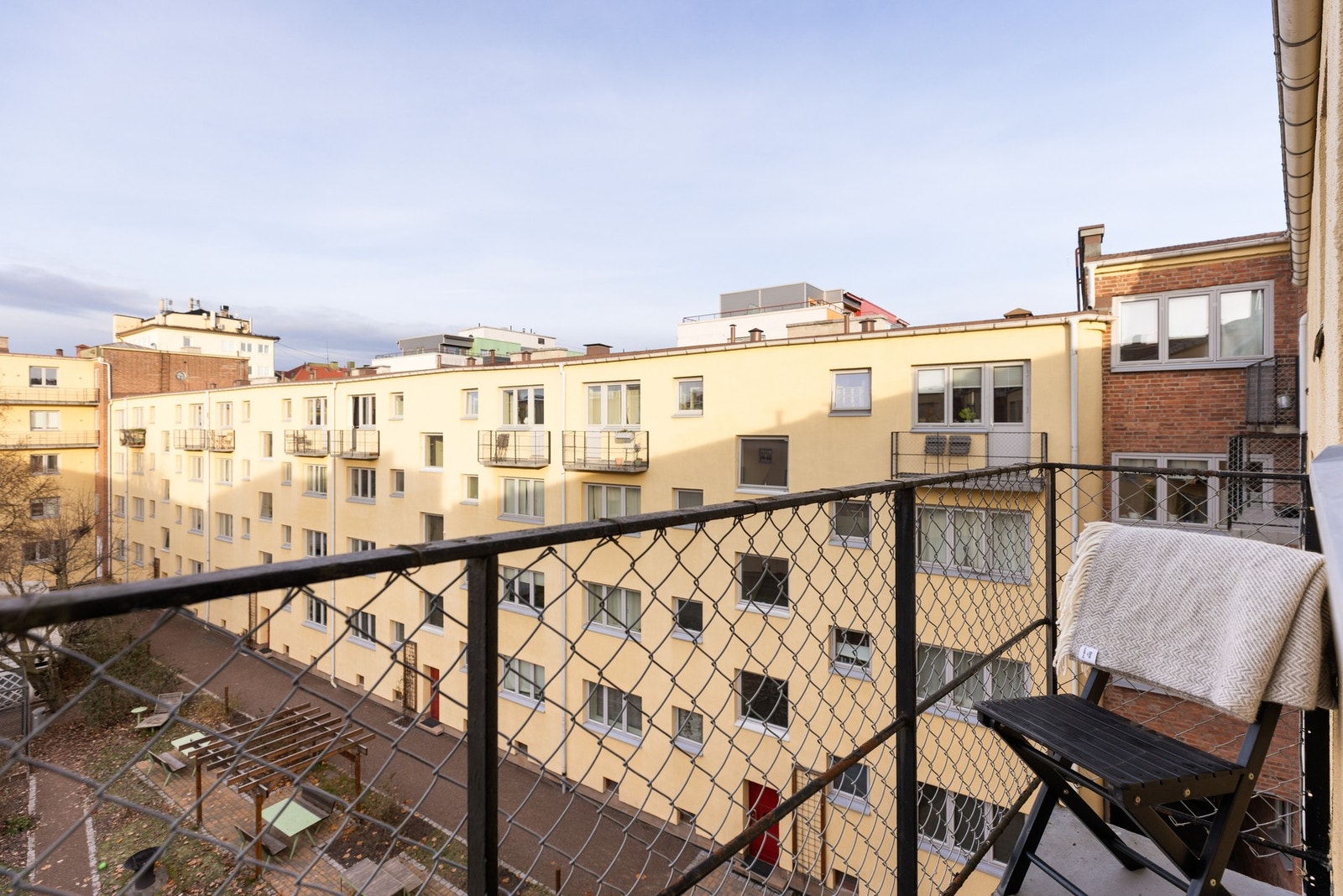 Nyt en kopp kaffe i rolige omgivelser. Galleribilde