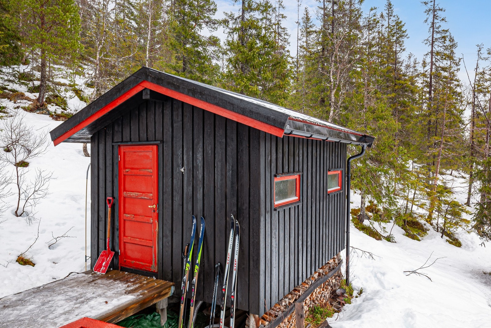 Utebod. Galleribilde