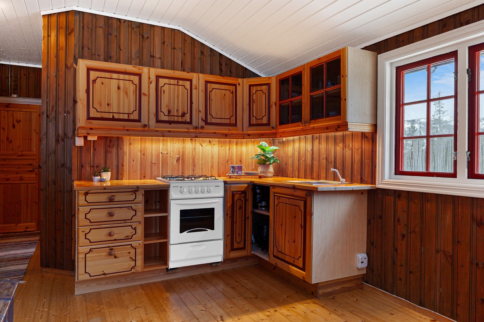 Kjøkken med gassovn. Galleribilde