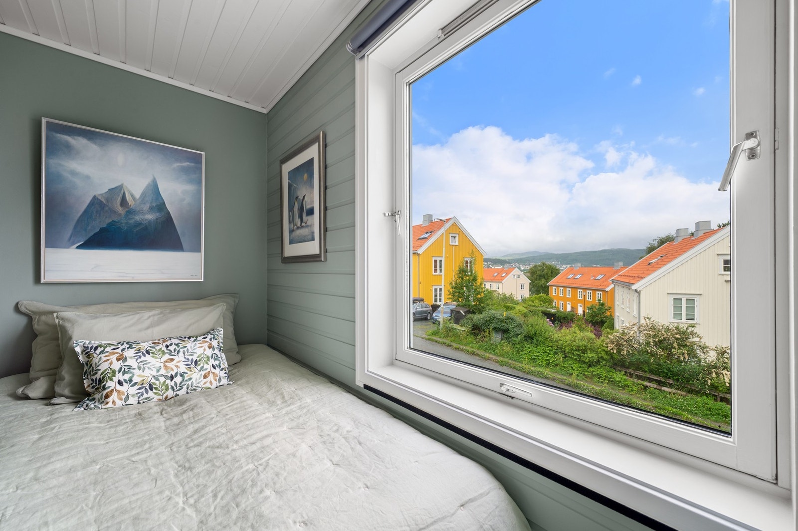 Flott utsikt fra soverommet. Galleribilde