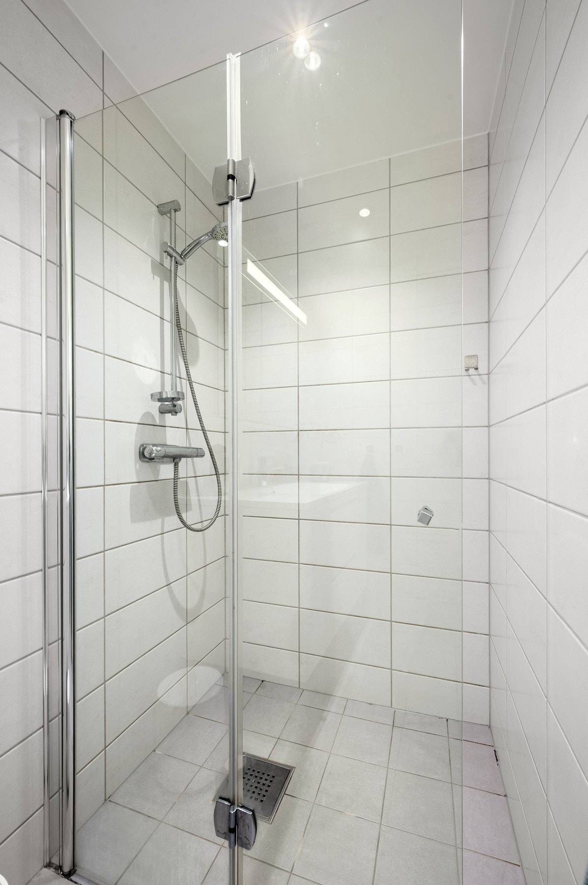 Badet ble pusset opp i 2016 og holder med dette en svært god standard som gjenspeiles i tilstandsrapporten. Galleribilde