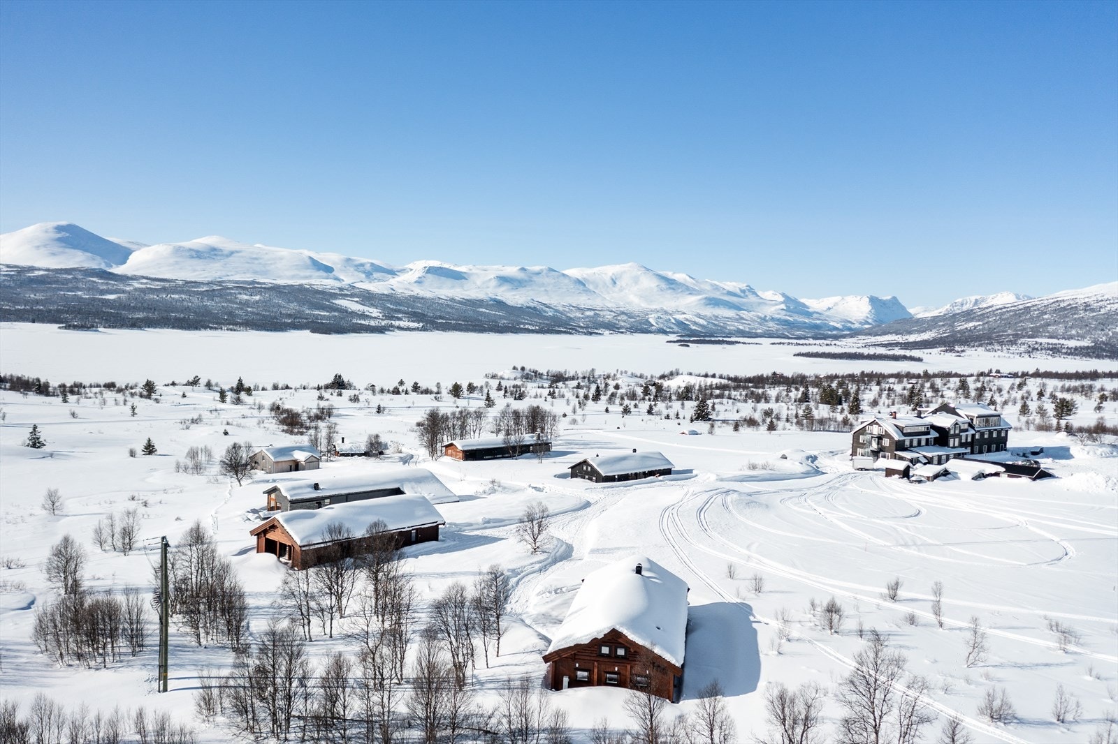 Velkommen til vakre Nøsen og Nøsasvingen 35! Fotograf: Q Marketing Photo (Ingvild Sveen Joplassen) Galleribilde