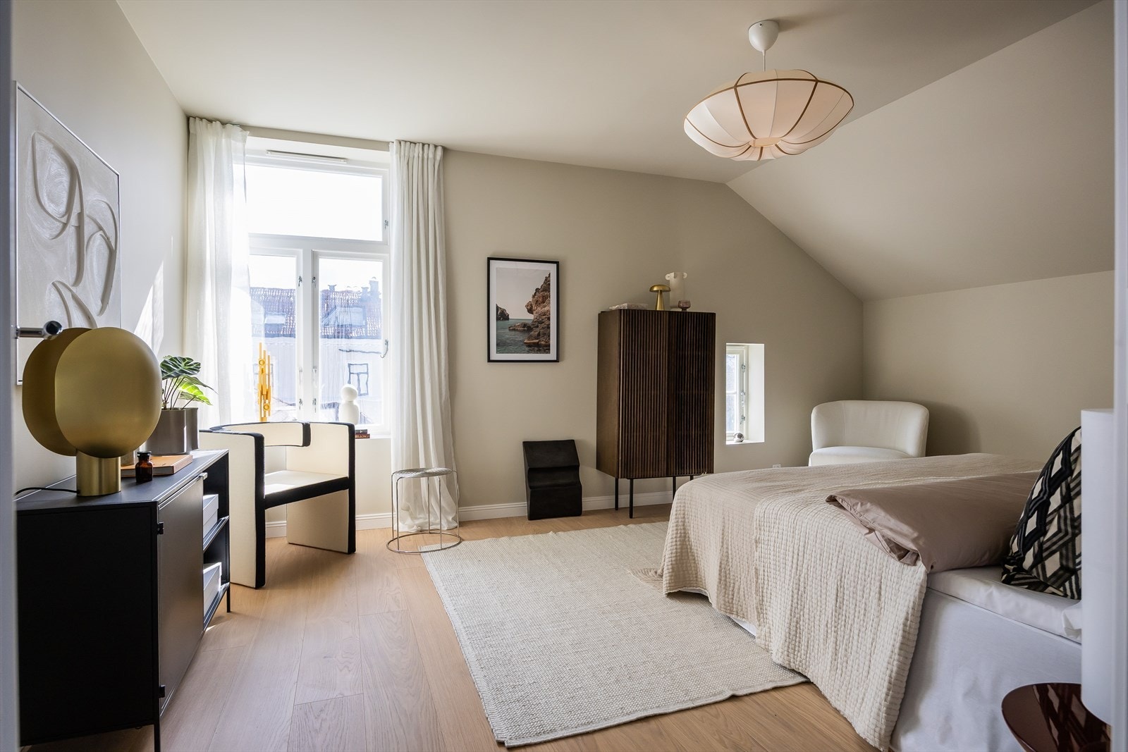 Leilighetens 4. soverom er stort med flere bruksmuligheter. Galleribilde