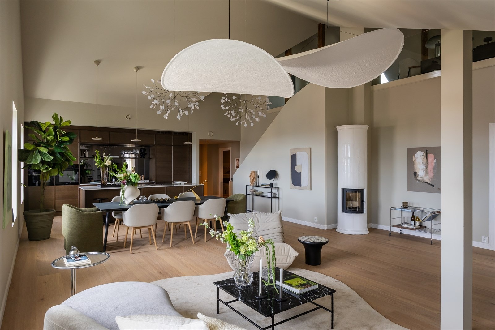 Lekkert ildsted i stuen. Galleribilde