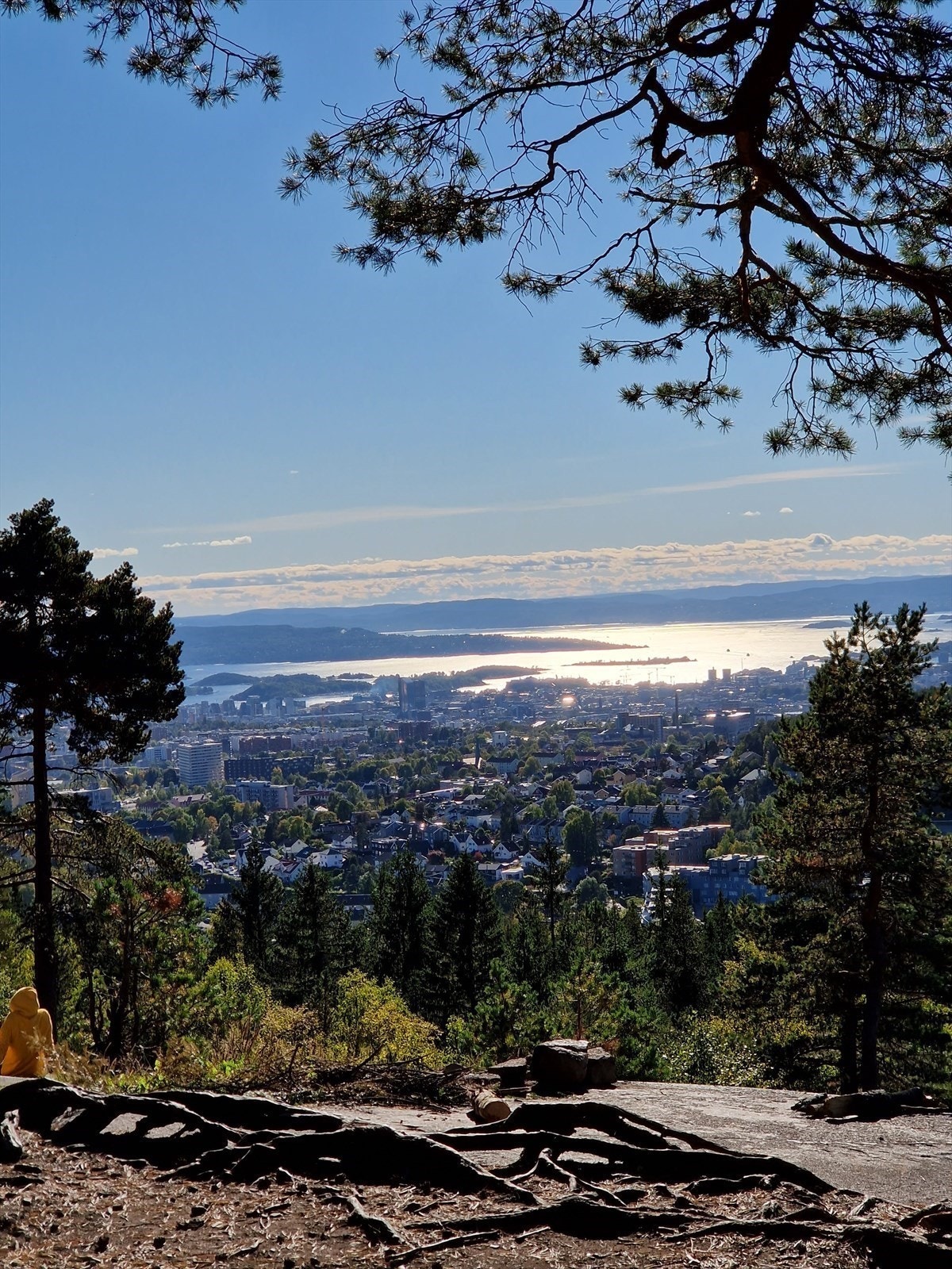 Glassberget ligger ca. 500 meter fra boligen Galleribilde