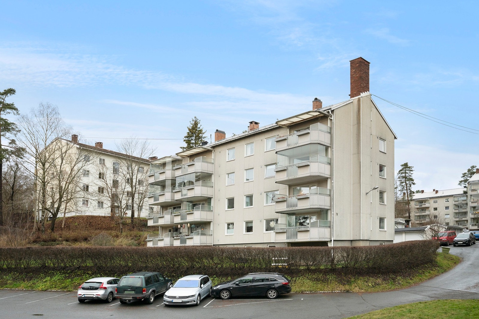 Flere parkeringsplasser i sameiet Galleribilde