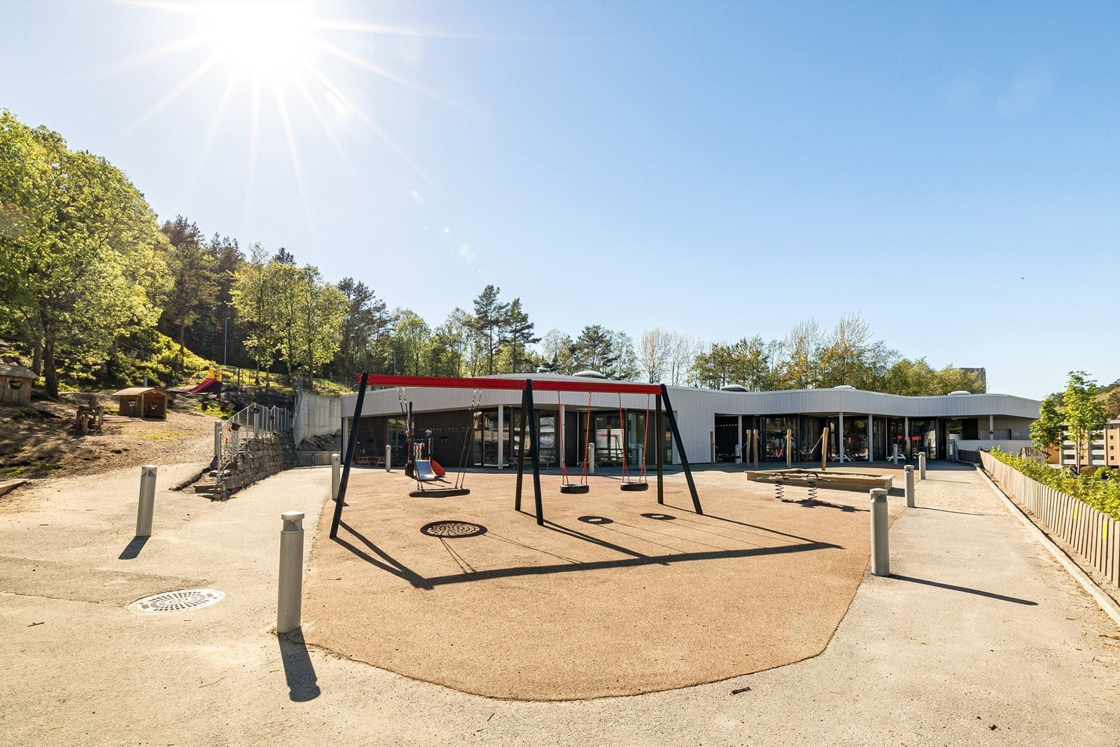 Vadmyra barnehage har flott uteplass for de minste Galleribilde