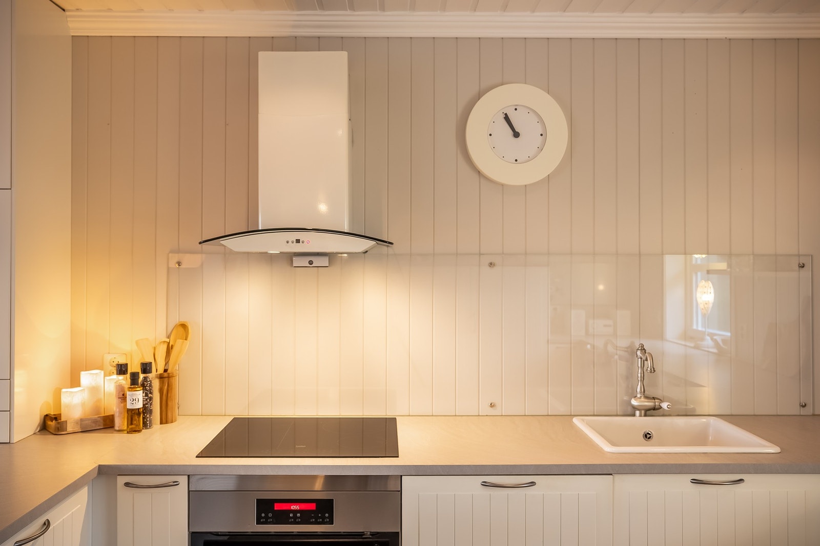 Det er også etablert komfyrvakt over stekesonen. Galleribilde