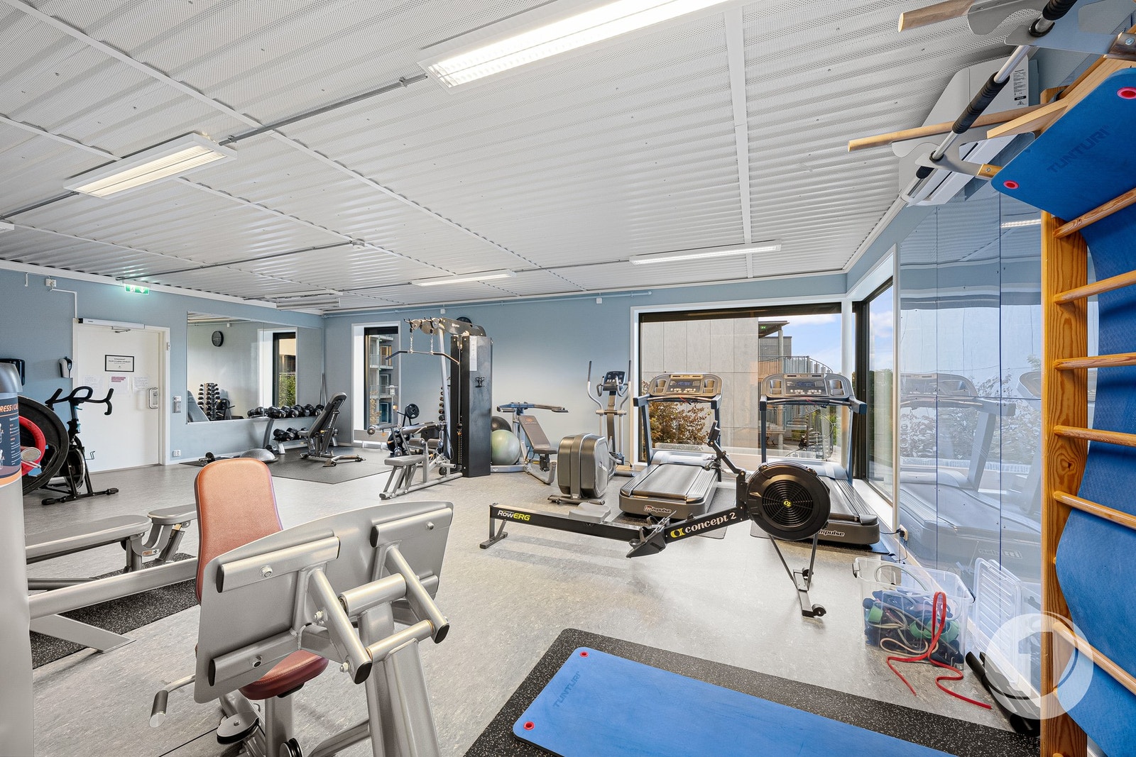 Her er det også et velutstyrt treningsrom. Galleribilde