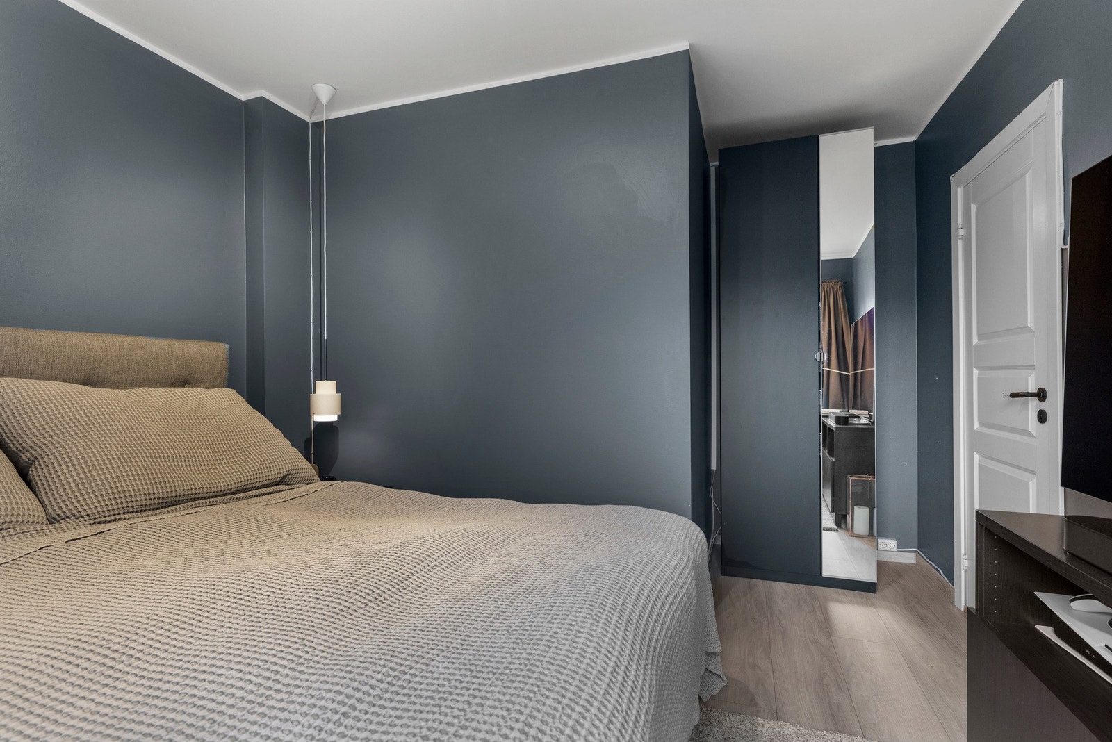 Det er også garderobeskap som medfølger Galleribilde