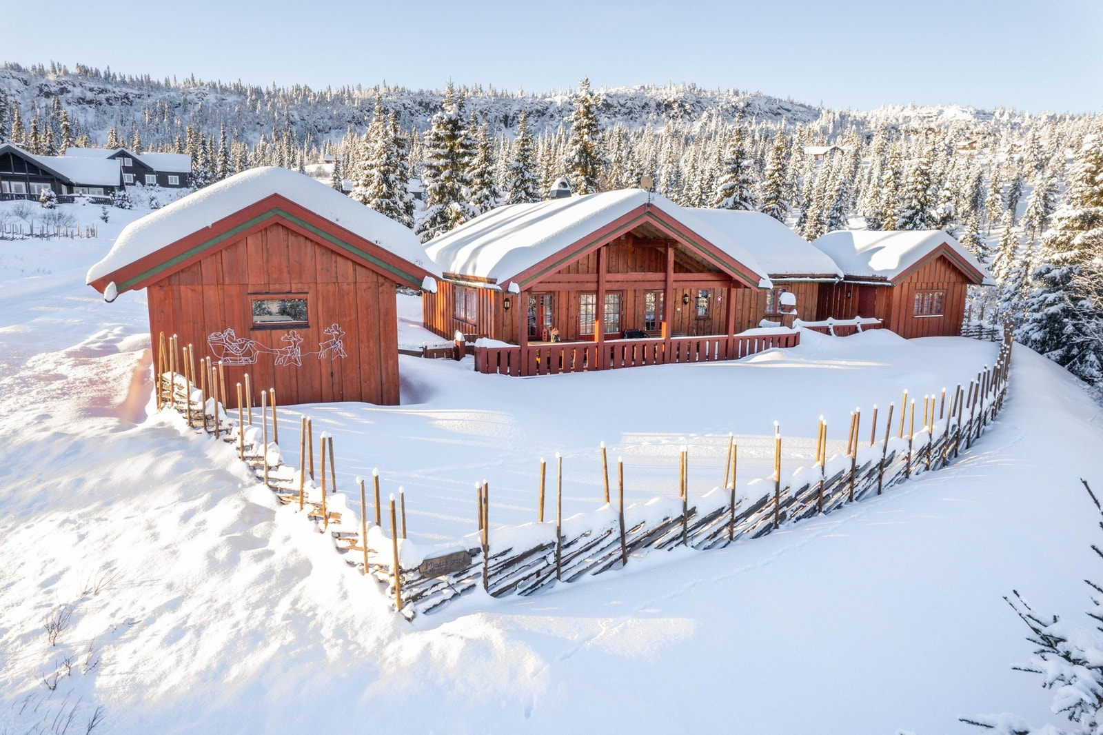 PrivatMegleren Lillehammer v/ Ole Rosten har gleden av å presentere denne praktiske og innholdsrike hytta på Skeikampen.
Foto: Tor Jensbakken Galleribilde
