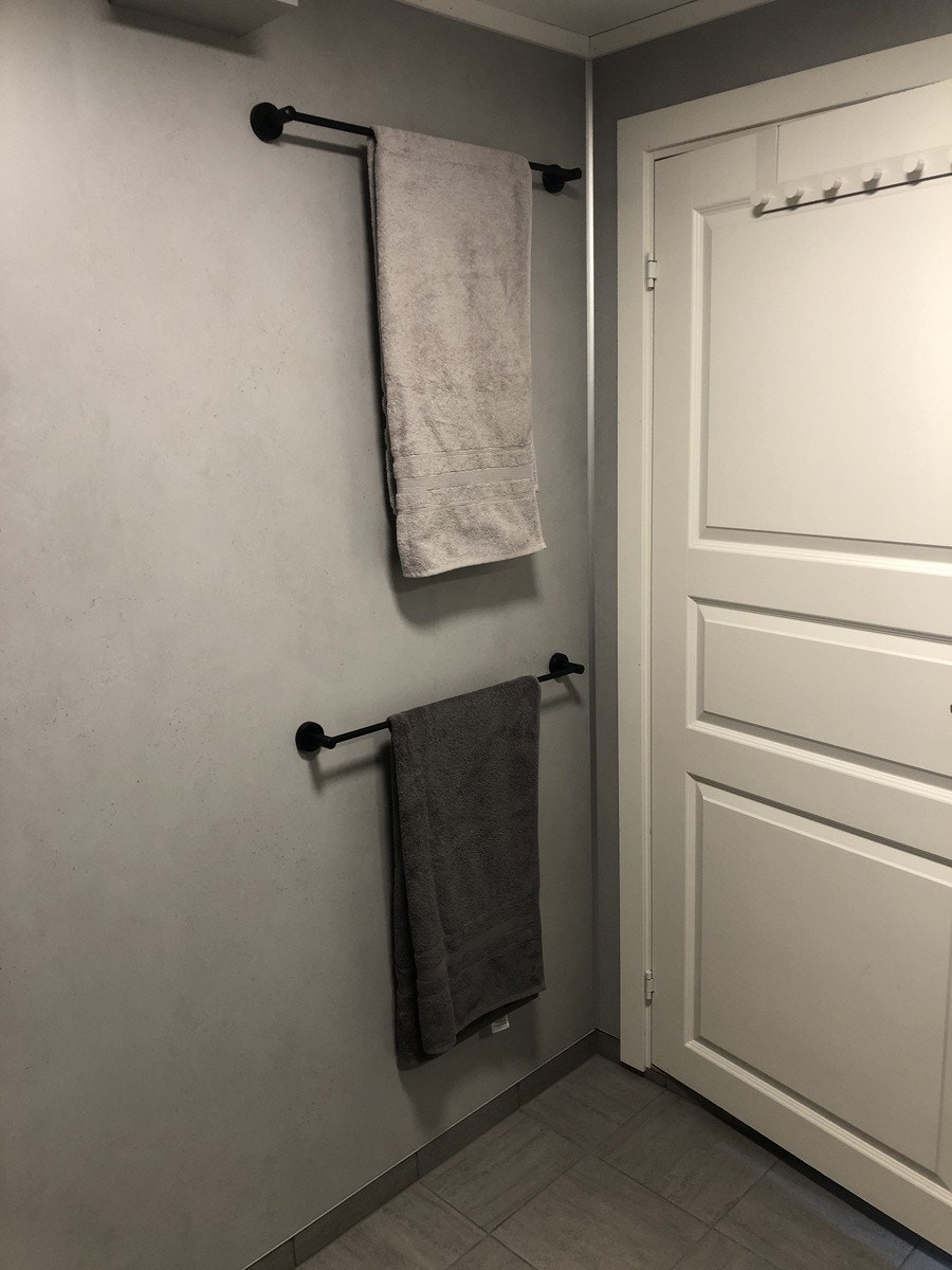 Håndkleholdere på bad Galleribilde