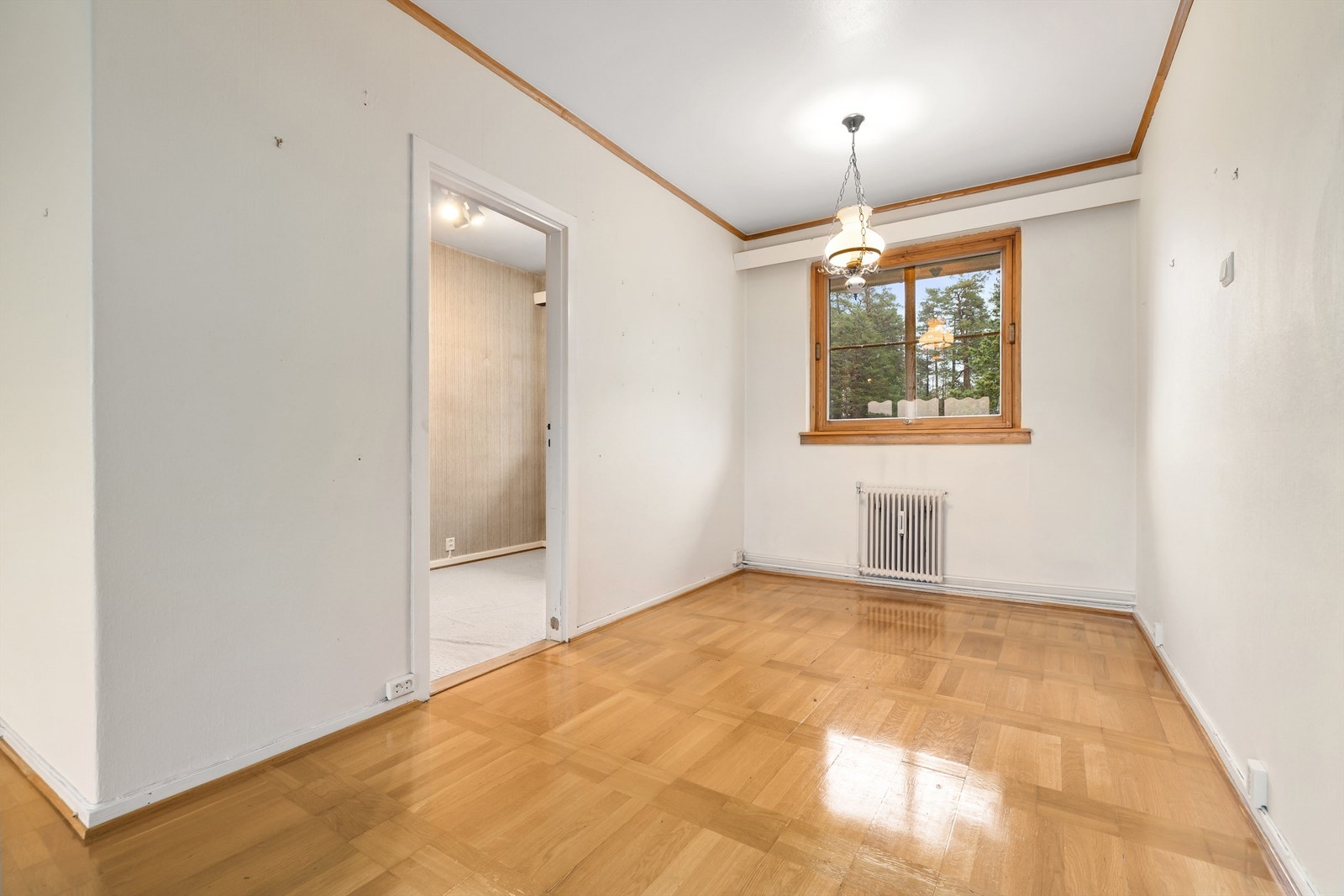 God plass til en hyggelig spisestue hvor du kan invitere både venner og familie, uten å bekymre deg for plassmangel! Galleribilde