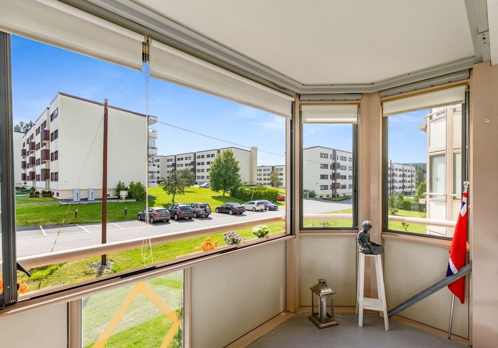 Leiligheten har sydvendt orientering med gode lysforhold Galleribilde