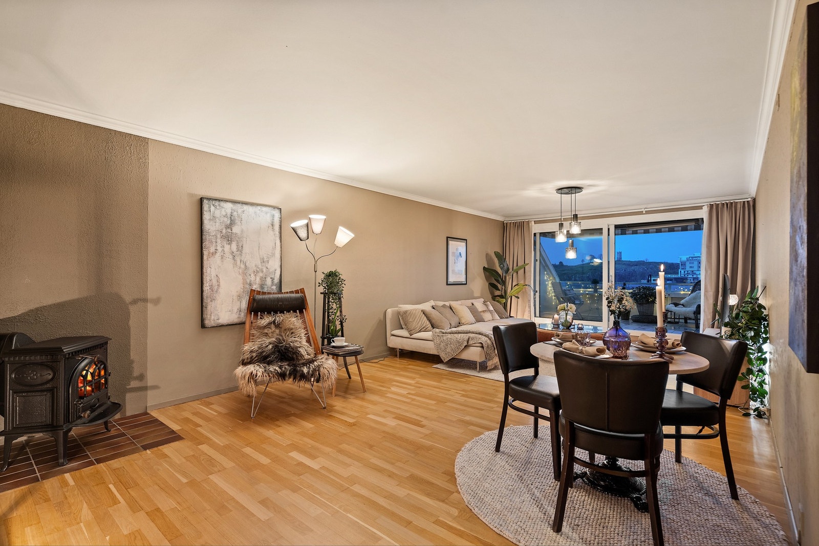 Hyggelig peisovn i stuen Galleribilde