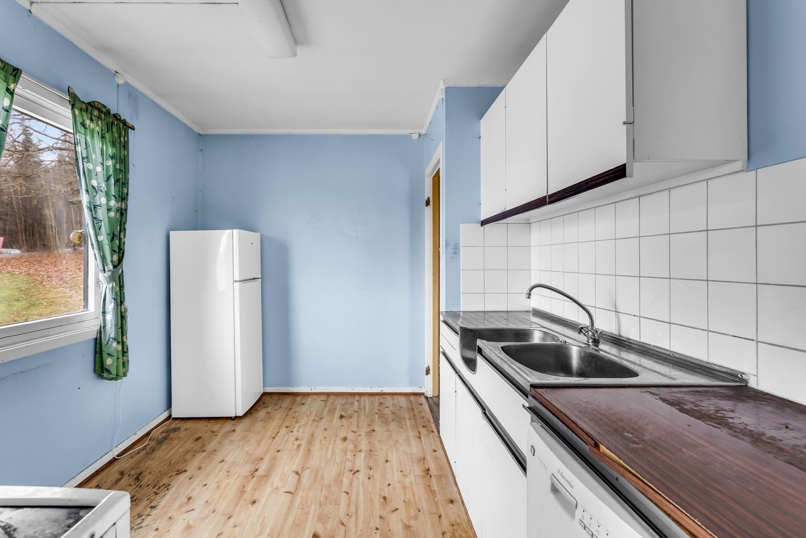 Plass til frittstående hvitevarer. Galleribilde