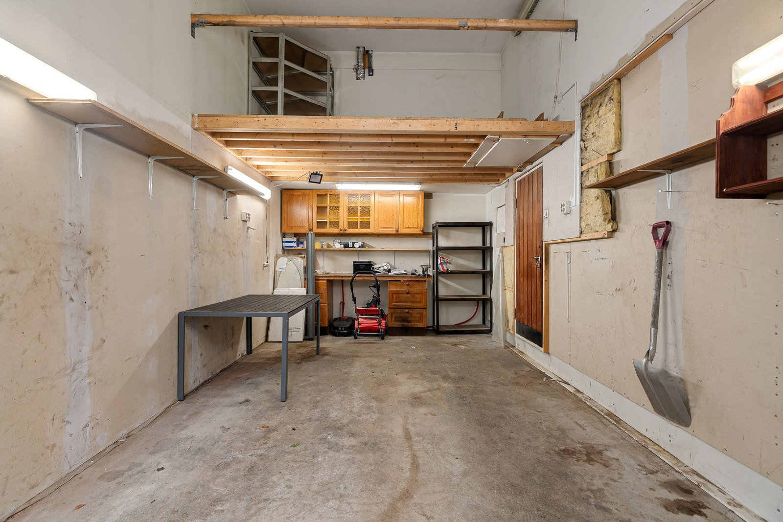 Garasje i tilknytning til 1.etg. Galleribilde