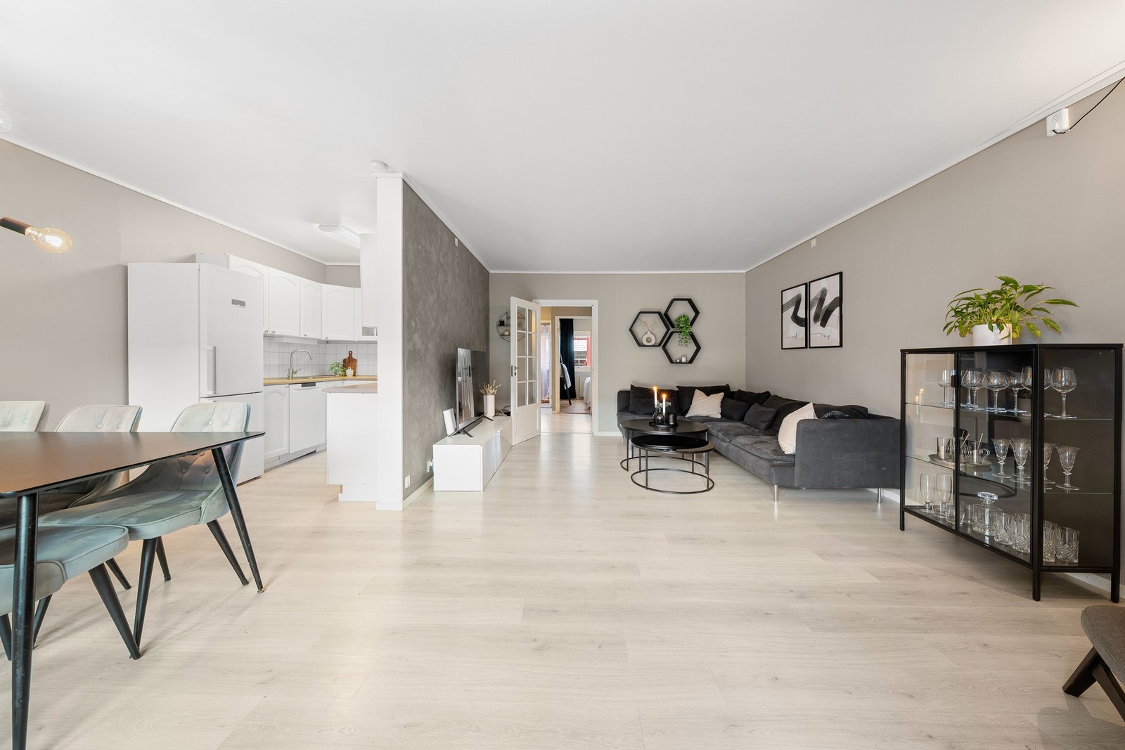 Romslig 3-roms leilighet i et attraktivt og familivennlig borettslag Galleribilde