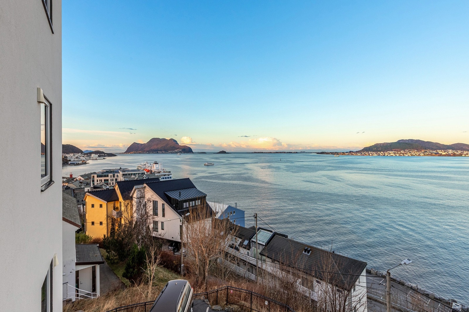 Vil du nyte denne utsikten? Husk å ordne finansieringsbevis før visning! Galleribilde