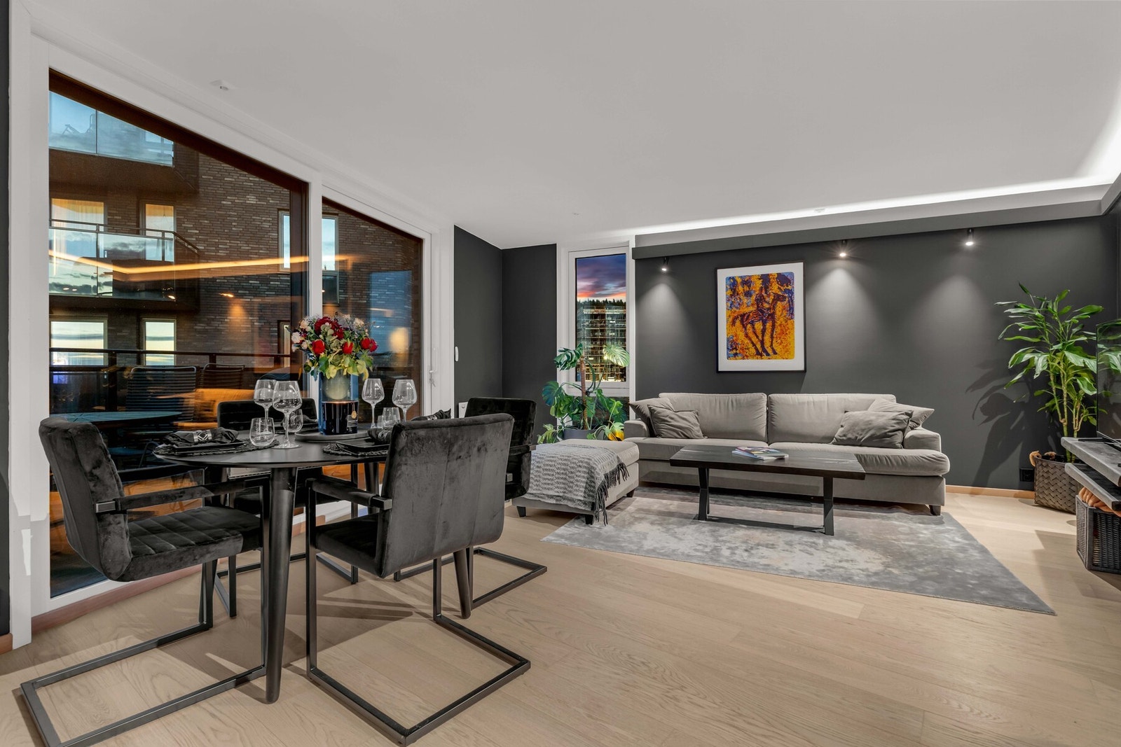 Christian Halvorsen v/EIE eiendomsmegling har gleden av å presentere Snølia 5! Galleribilde