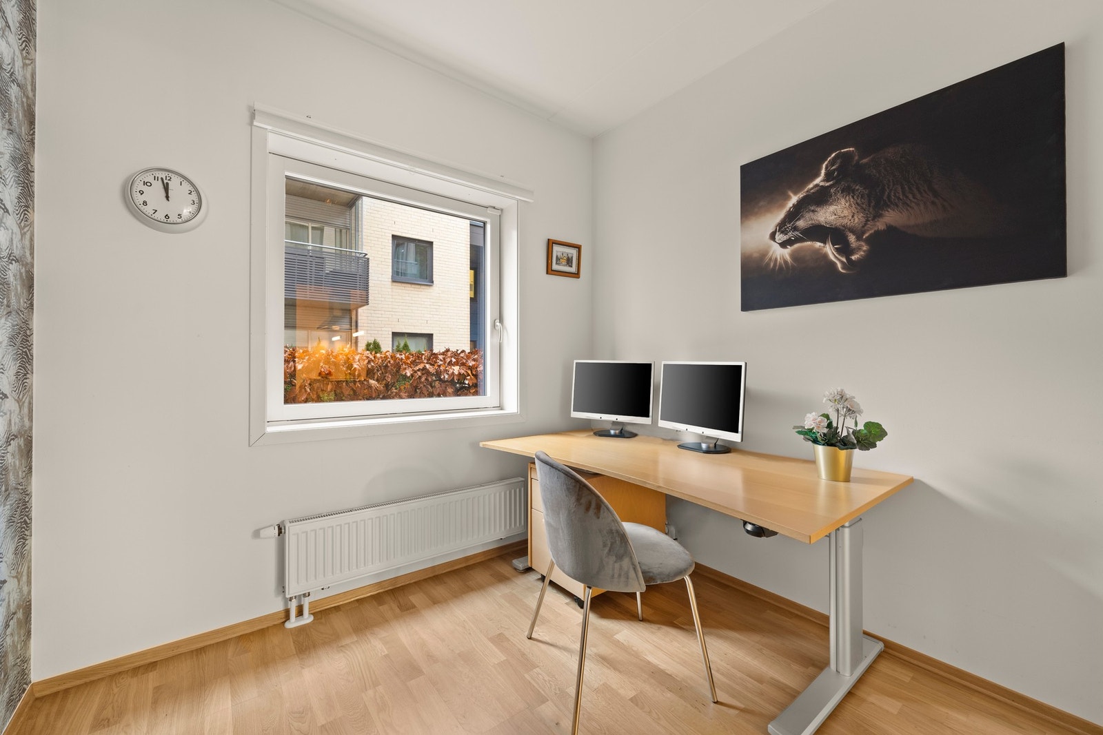 Enten som barnerom, gjesterom eller hjemmekontor Galleribilde